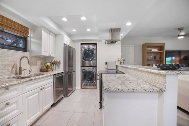 13334 Polo Club Road 228, Wellington, FL 33414
