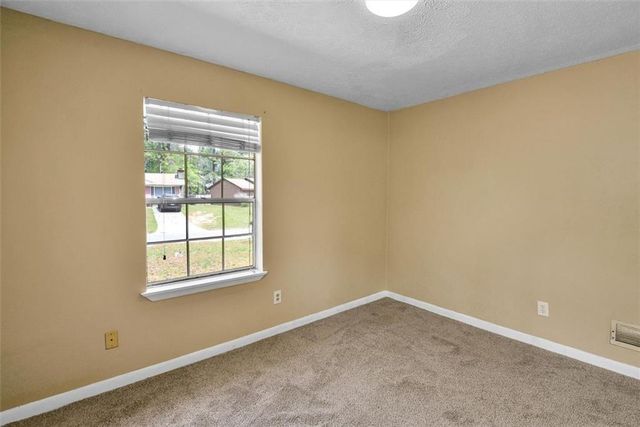 8941 Ashwood Drive, Riverdale, GA 30274