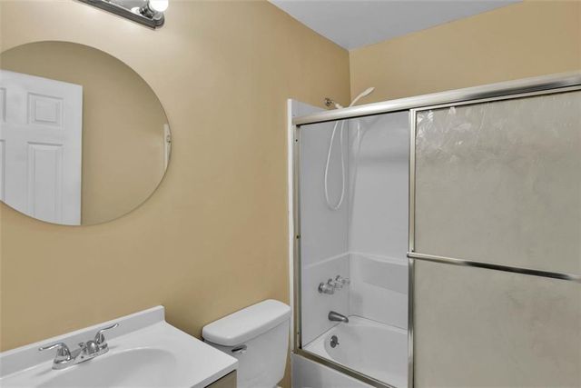 8941 Ashwood Drive, Riverdale, GA 30274