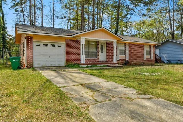 8941 Ashwood Drive, Riverdale, GA 30274