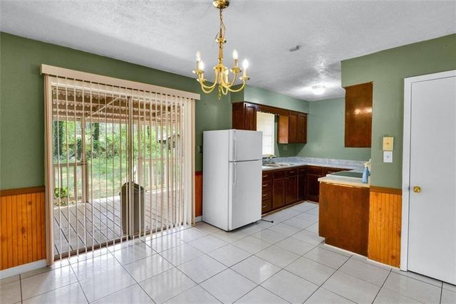 8941 Ashwood Drive, Riverdale, GA 30274