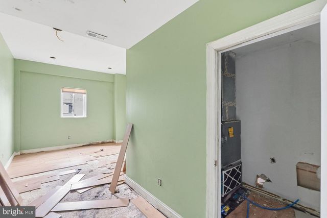 2090 BLUE BELL RD, Williamstown, NJ 08094