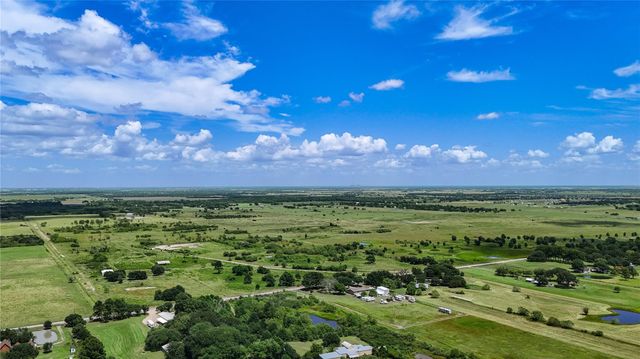 8037 Pesek Lane, Needville, TX 77461