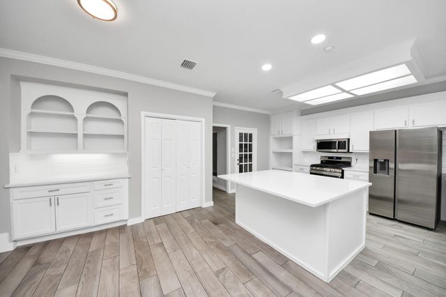 11602 Aspenway Drive, Houston, TX 77070