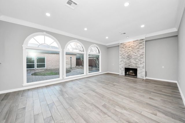 11602 Aspenway Drive, Houston, TX 77070