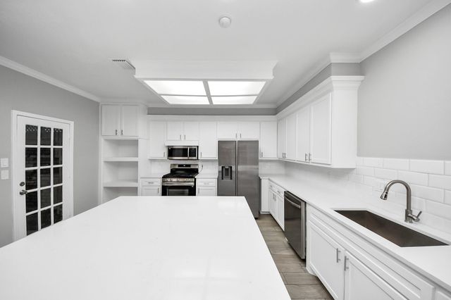 11602 Aspenway Drive, Houston, TX 77070