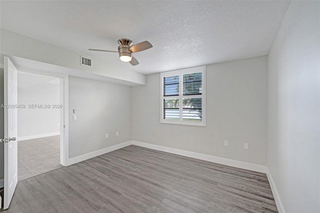 1522 Whitehall Drive 106, Davie, FL 33324