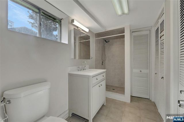 2 Carlen Court 1, Fairview, NJ 07022