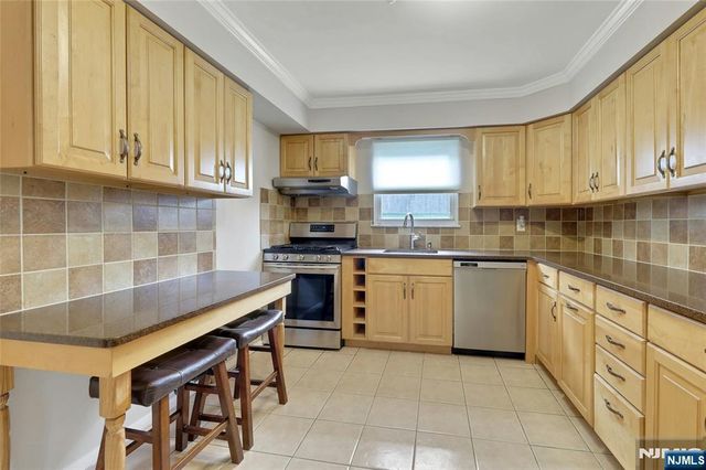 2 Carlen Court 1, Fairview, NJ 07022