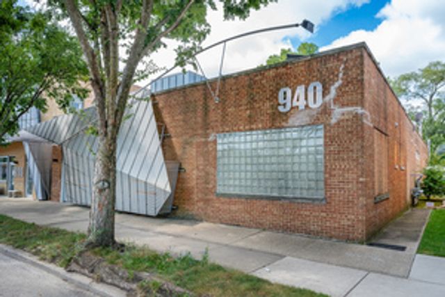940 Pitner Avenue 3, Evanston, IL 60202