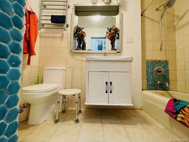68-68 76th Street, Middle Village, NY 11379