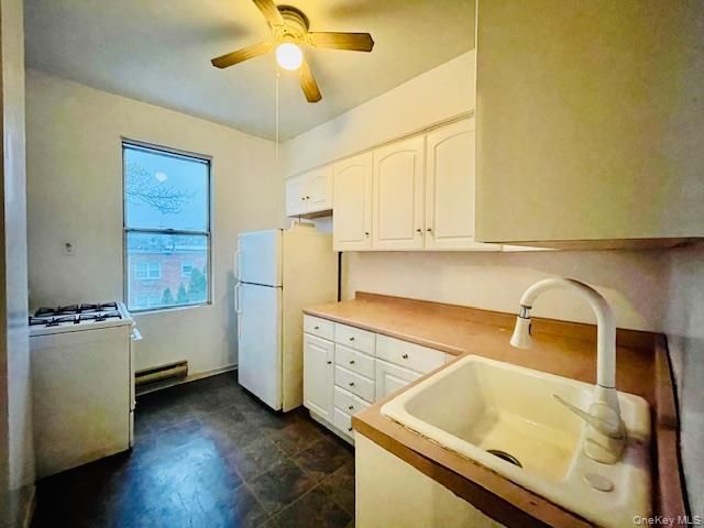 68-68 76th Street, Middle Village, NY 11379