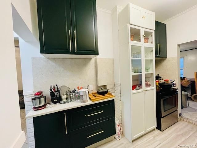 68-68 76th Street, Middle Village, NY 11379