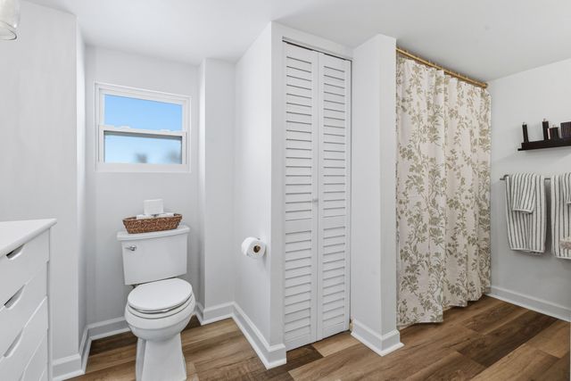 2427 COUNTRY OAKS Lane, Palm Beach Gardens, FL 33410