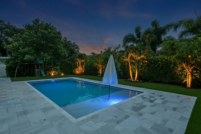2427 COUNTRY OAKS Lane, Palm Beach Gardens, FL 33410