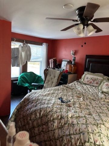 37 Sawyer St, Gardner, MA 01440