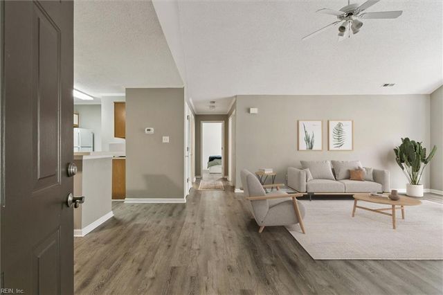 103 Marshall Way Apt F, Williamsburg, VA 23185