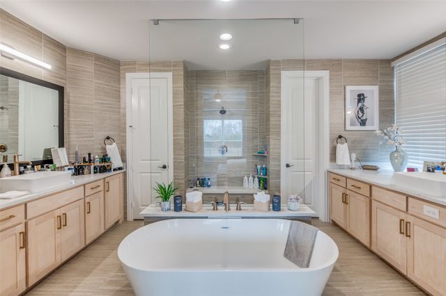4821 Meadow Creek Drive, Mckinney, TX 75070