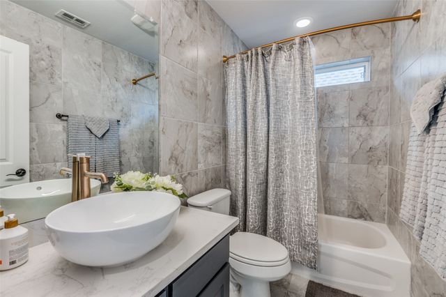 4821 Meadow Creek Drive, Mckinney, TX 75070