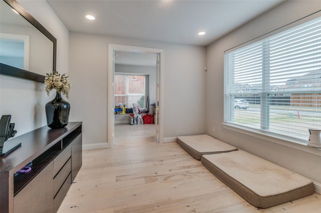 4821 Meadow Creek Drive, Mckinney, TX 75070