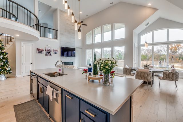 4821 Meadow Creek Drive, Mckinney, TX 75070