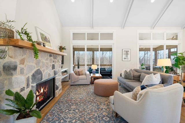 8012 Poplar Ridge Ln, Primm Springs, TN 38476