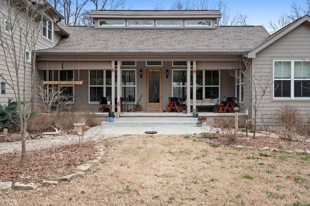 8012 Poplar Ridge Ln, Primm Springs, TN 38476