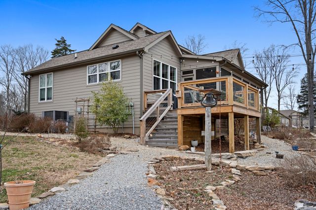 8012 Poplar Ridge Ln, Primm Springs, TN 38476