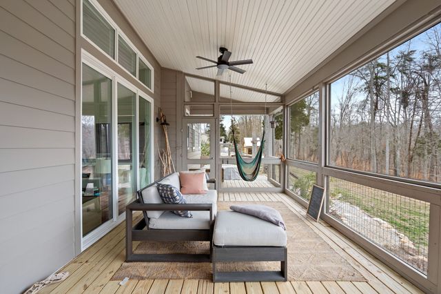 8012 Poplar Ridge Ln, Primm Springs, TN 38476