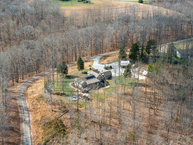 8012 Poplar Ridge Ln, Primm Springs, TN 38476