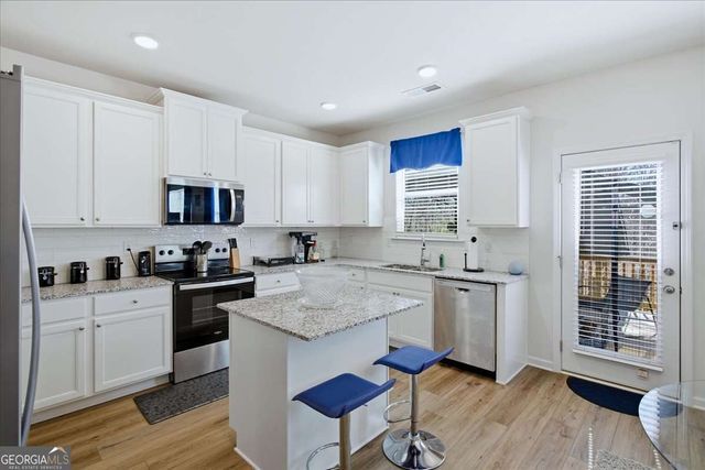 3980 Riverchess Drive SW, Atlanta, GA 30331