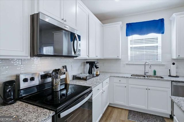 3980 Riverchess Drive SW, Atlanta, GA 30331