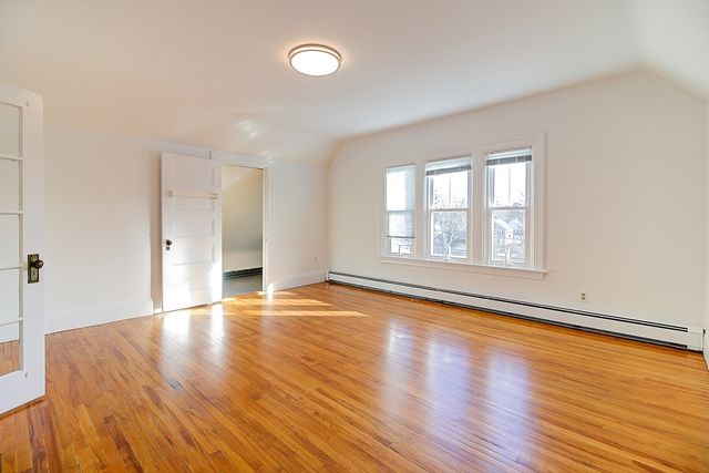 430 N Main 3, Attleboro, MA 02703