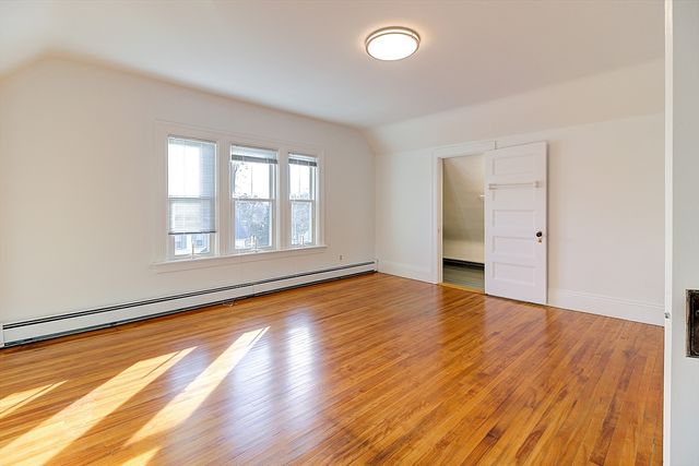 430 N Main 3, Attleboro, MA 02703