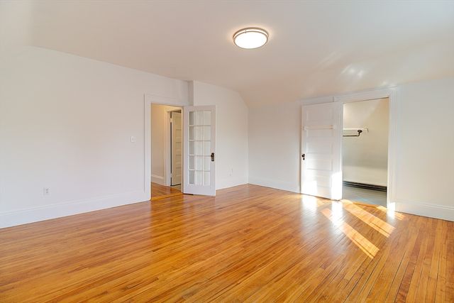 430 N Main 3, Attleboro, MA 02703