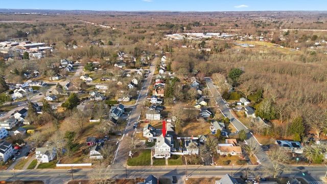 430 N Main 3, Attleboro, MA 02703