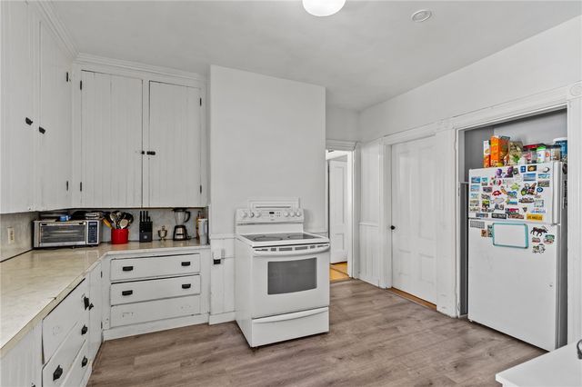 16 Ruggles Street, Providence, RI 02908