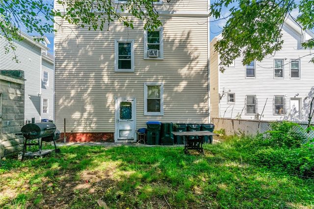16 Ruggles Street, Providence, RI 02908