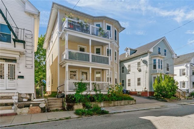 16 Ruggles Street, Providence, RI 02908