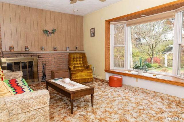 10010 Harwich Drive, Crestwood, MO 63126
