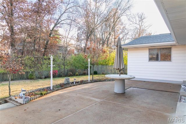 10010 Harwich Drive, Crestwood, MO 63126