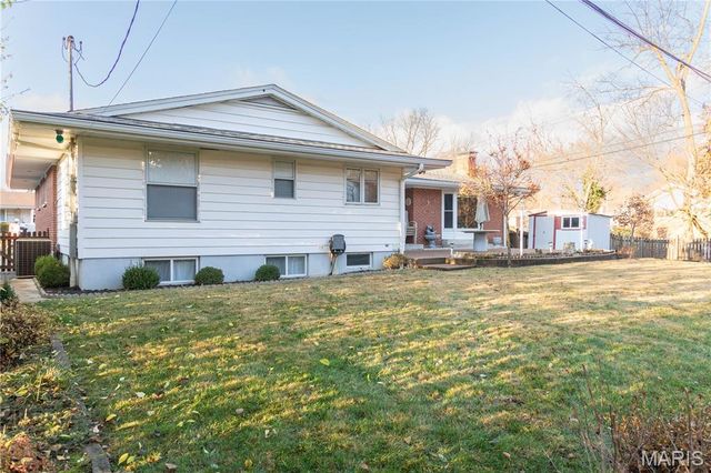 10010 Harwich Drive, Crestwood, MO 63126