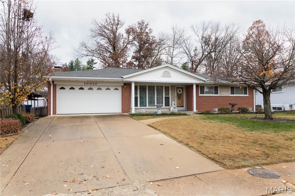 10010 Harwich Drive, Crestwood, MO 63126