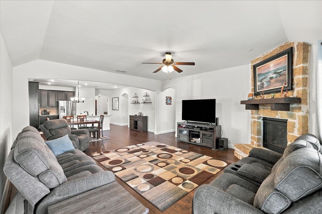 1733 Ridge Creek Lane, Aubrey, TX 76227 — photo 5