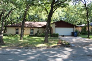 2923 Wentwood Drive, Grapevine, TX 76051