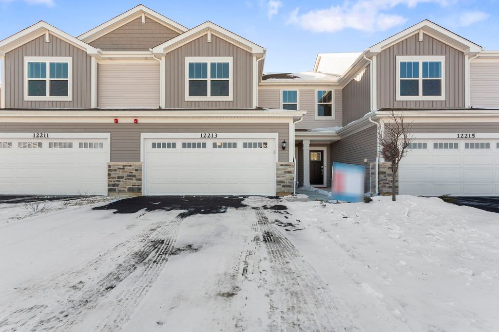 12213 Dodwell Street, Huntley, IL 60142