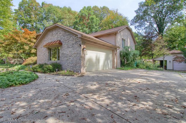 28503 Margaret Lane, Huron Charter Township, MI 48164