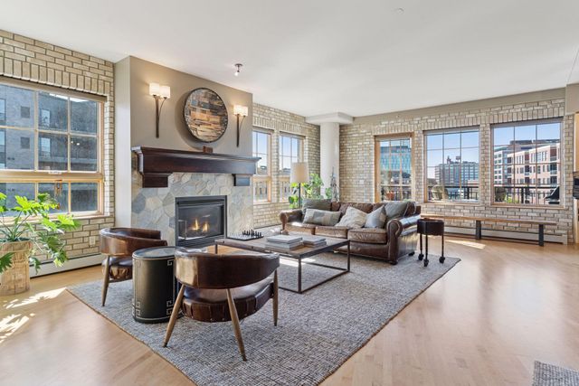 111 4th Avenue N 509, Minneapolis, MN 55401