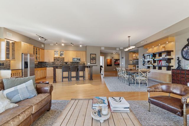 111 4th Avenue N 509, Minneapolis, MN 55401