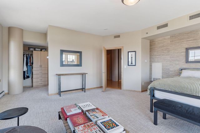 111 4th Avenue N 509, Minneapolis, MN 55401